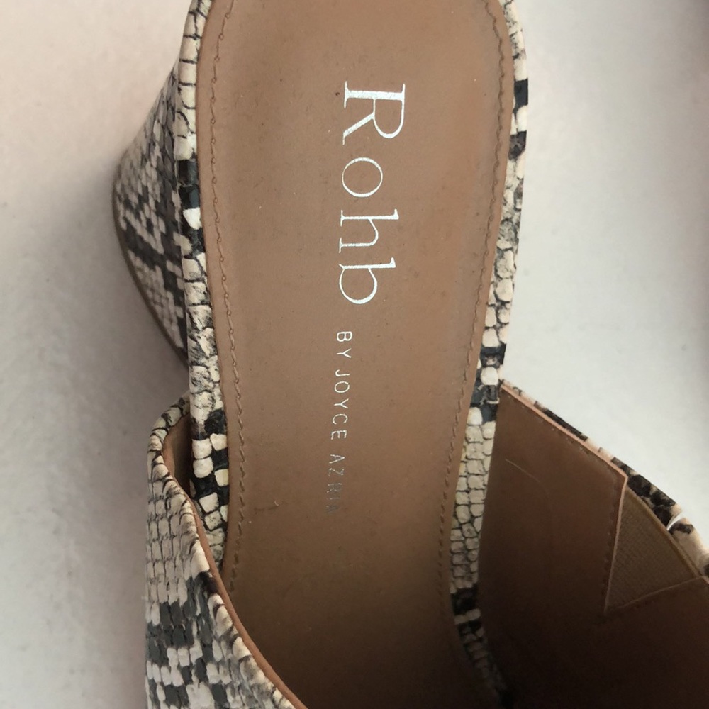 Perfect condition worn once snake style clog slip ons with rubber sole !! - Picture 2 of 6